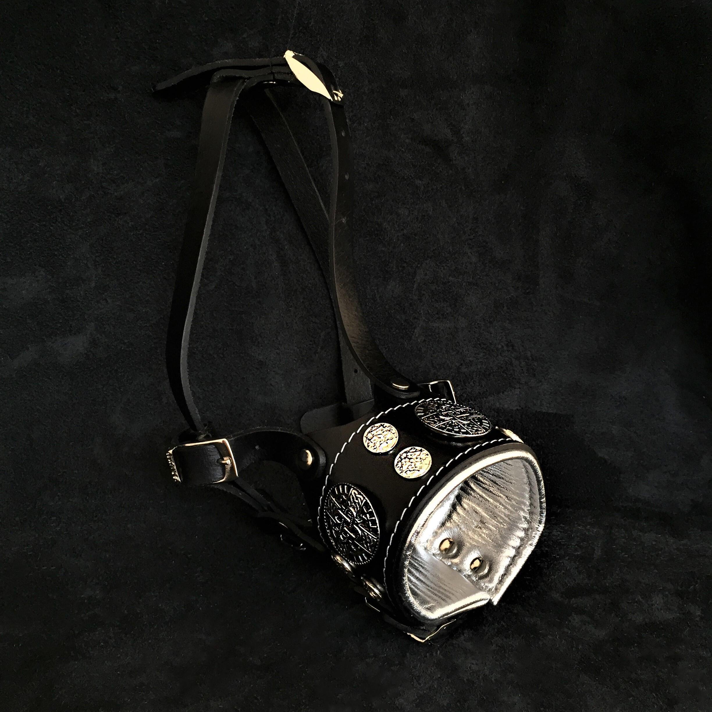The "Hektor" Dog muzzle