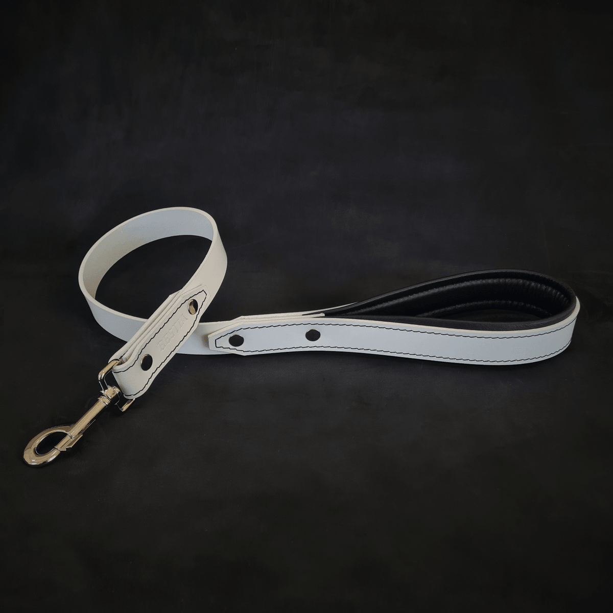 The "Style" leash.